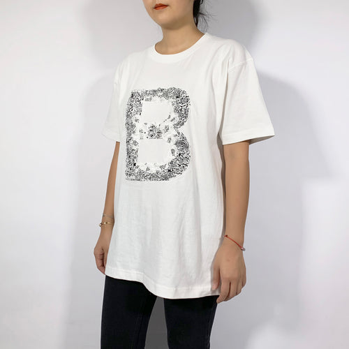 Crinkle Effect Alphabet B Short Sleeves T-shirt