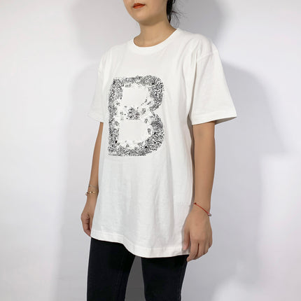 Crinkle Effect Alphabet B Short Sleeves T-shirt