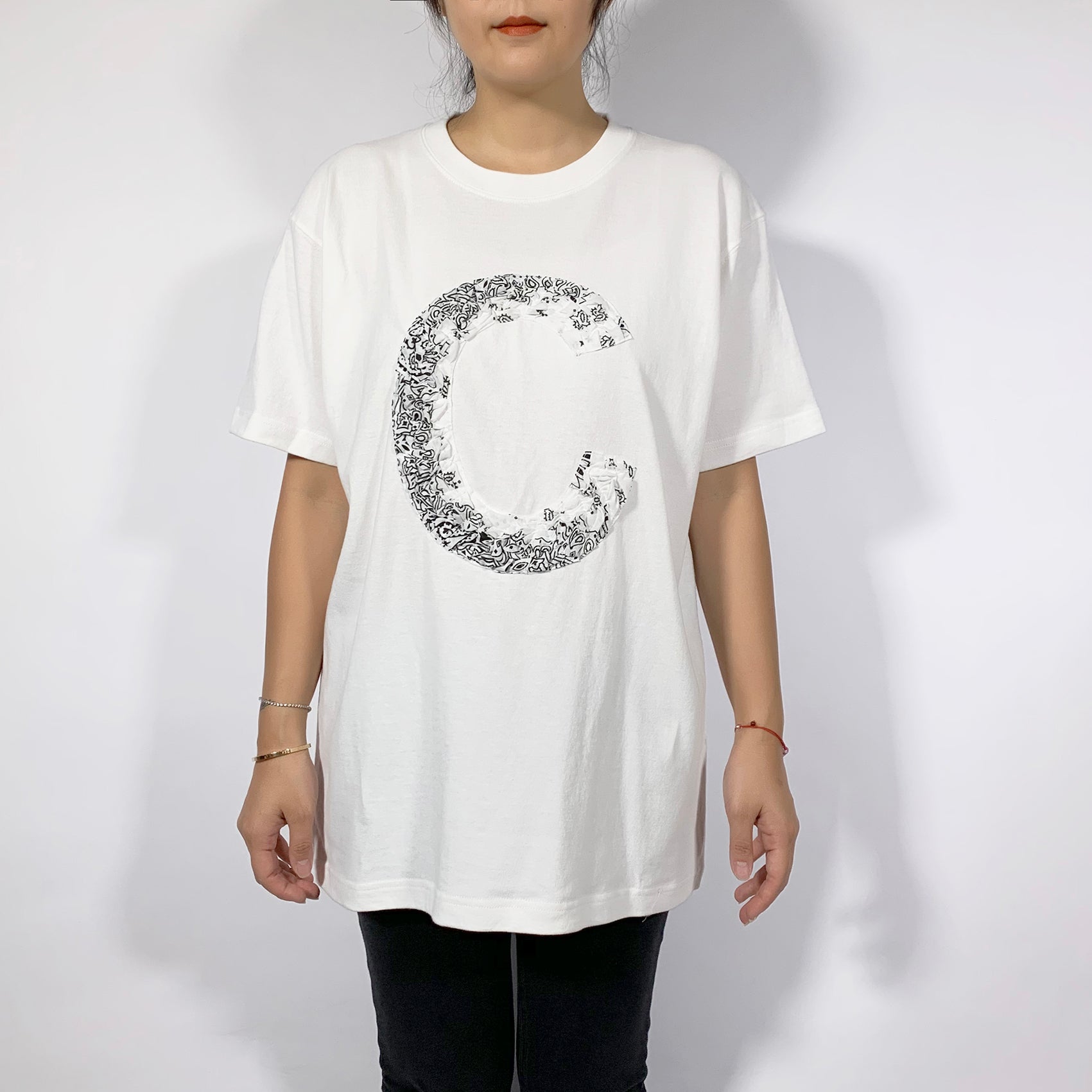 Crinkle Effect Alphabet C Short Sleeves T-shirt