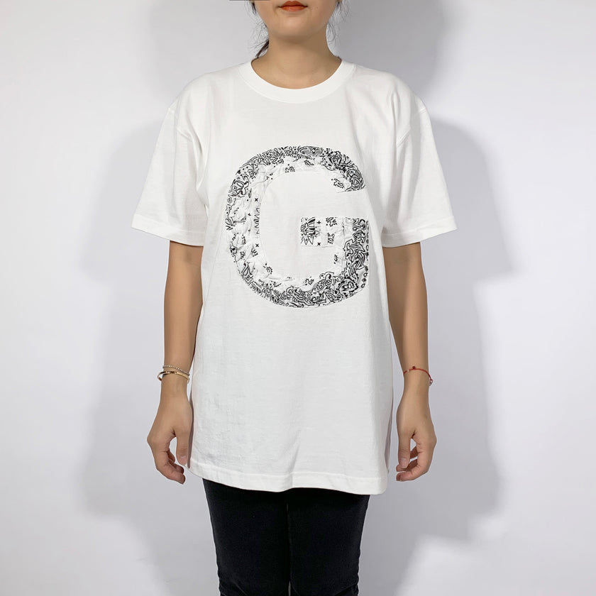 壓紋字母 G 短袖 T 恤