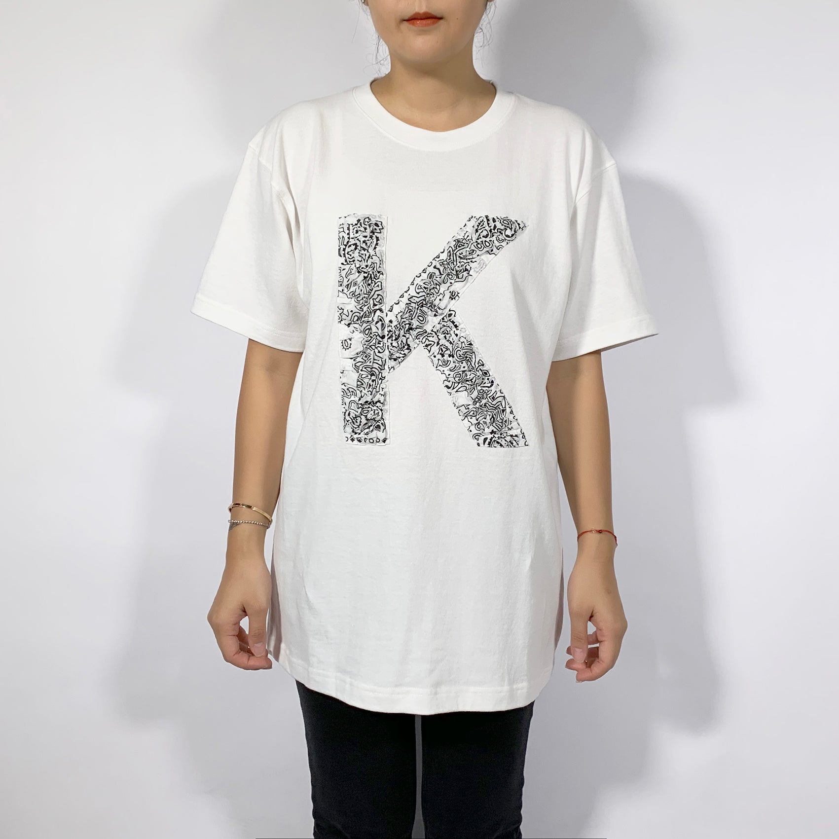 Crinkle Effect Alphabet K Short Sleeves T-shirt