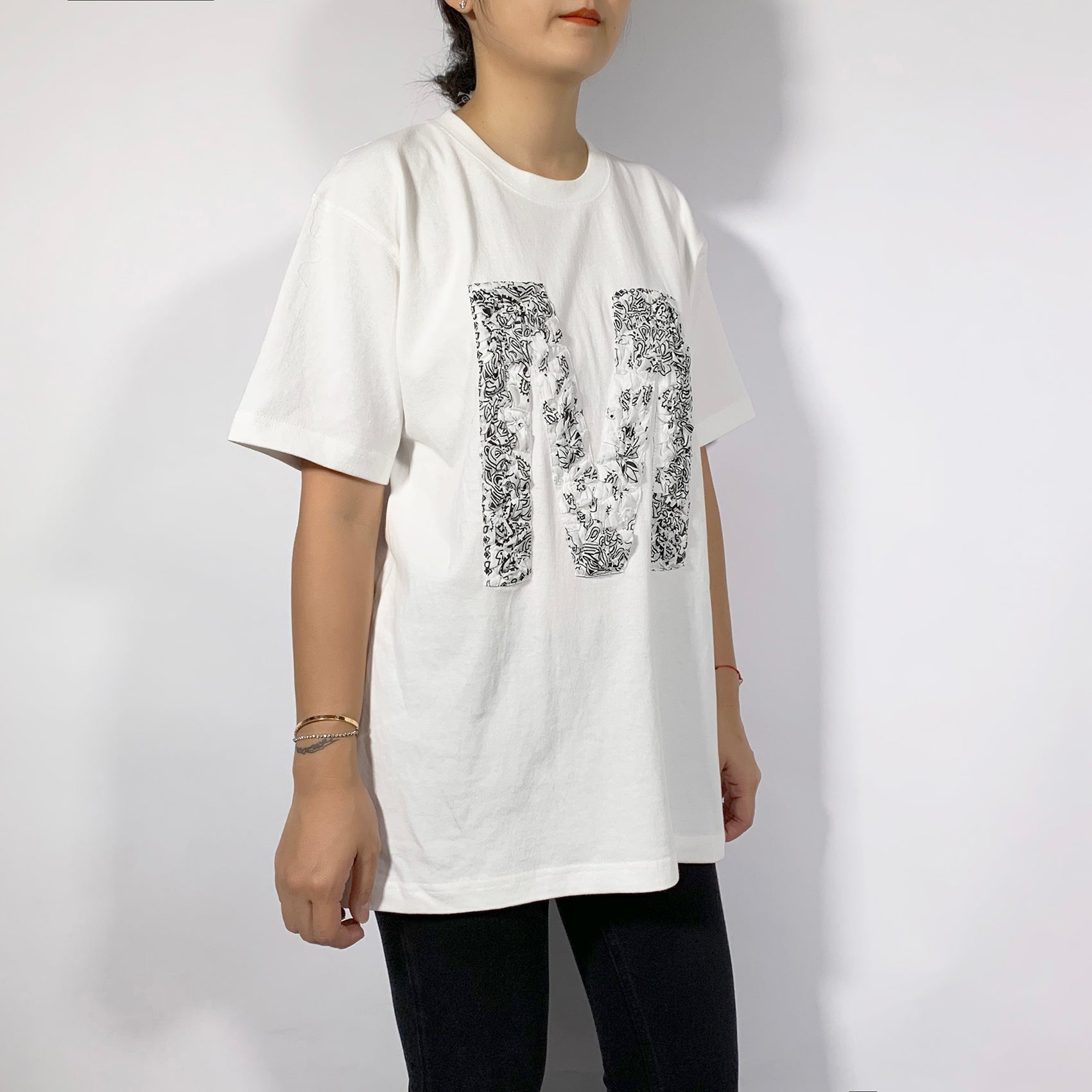 Crinkle Effect Alphabet M Short Sleeves T-shirt