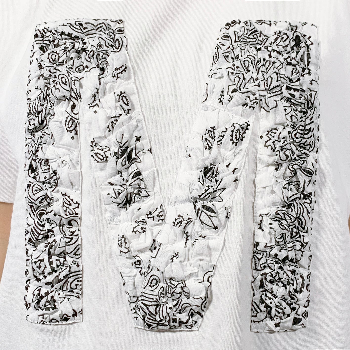 Crinkle Effect Alphabet M Short Sleeves T-shirt