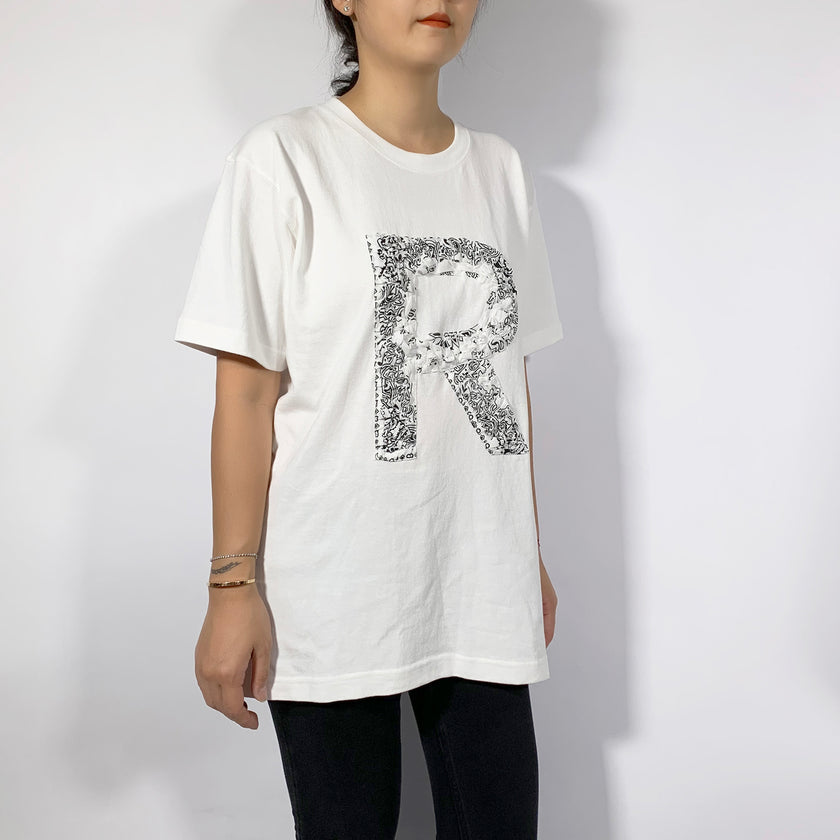 Crinkle Effect Alphabet R Short Sleeves T-shirt