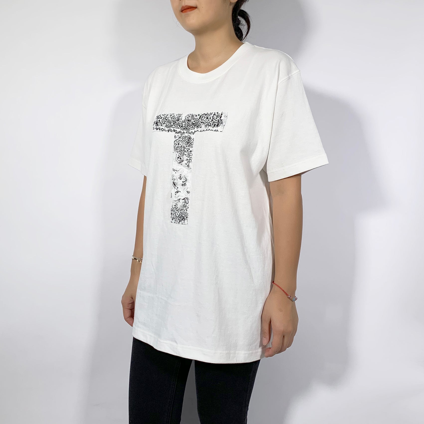 Crinkle Effect Alphabet T Short Sleeves T-shirt