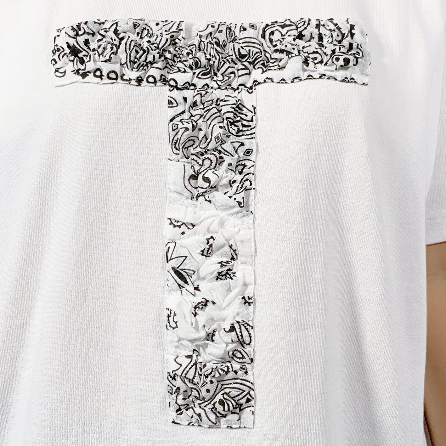 Crinkle Effect Alphabet T Short Sleeves T-shirt