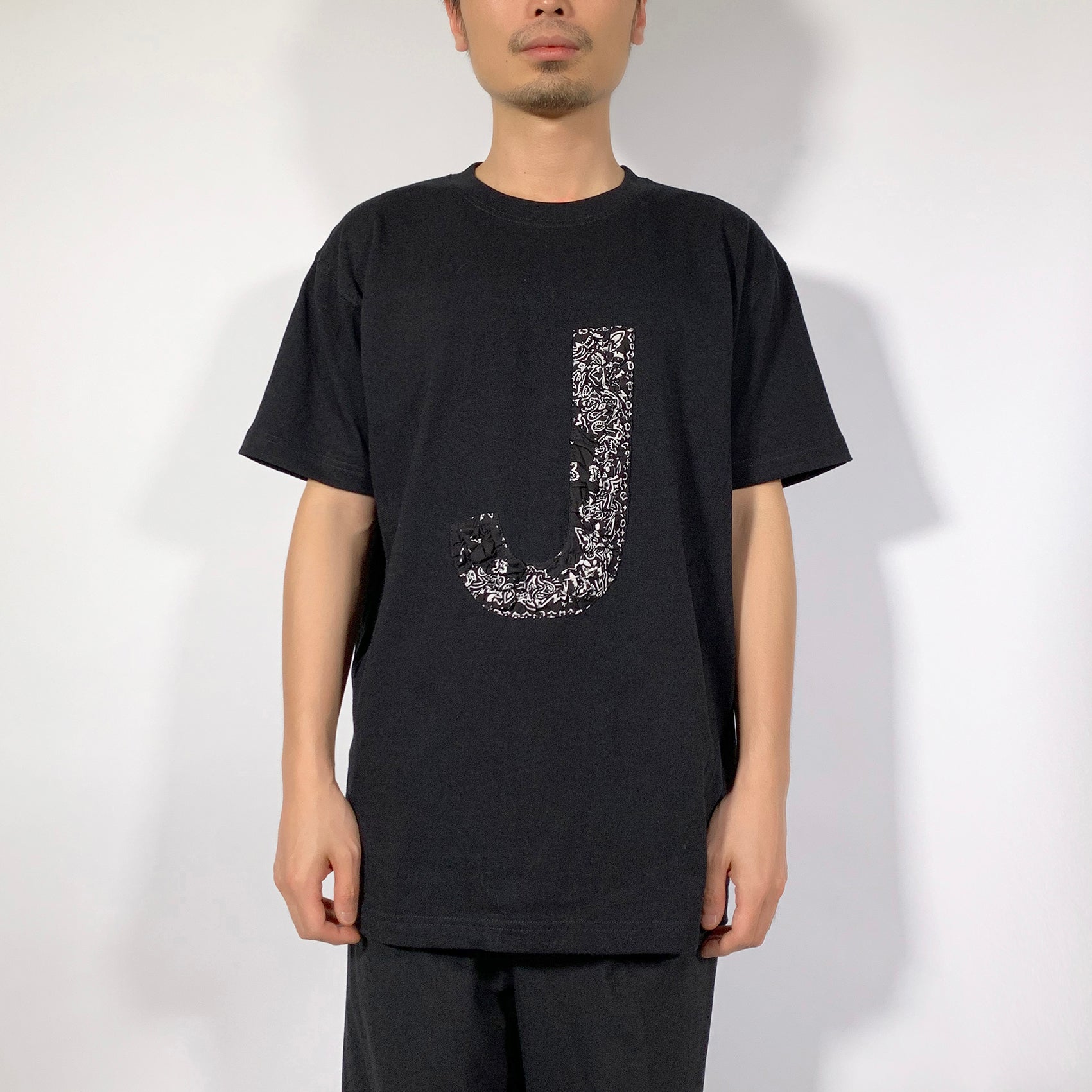 Crinkle Effect Alphabet J Short Sleeves T-shirt