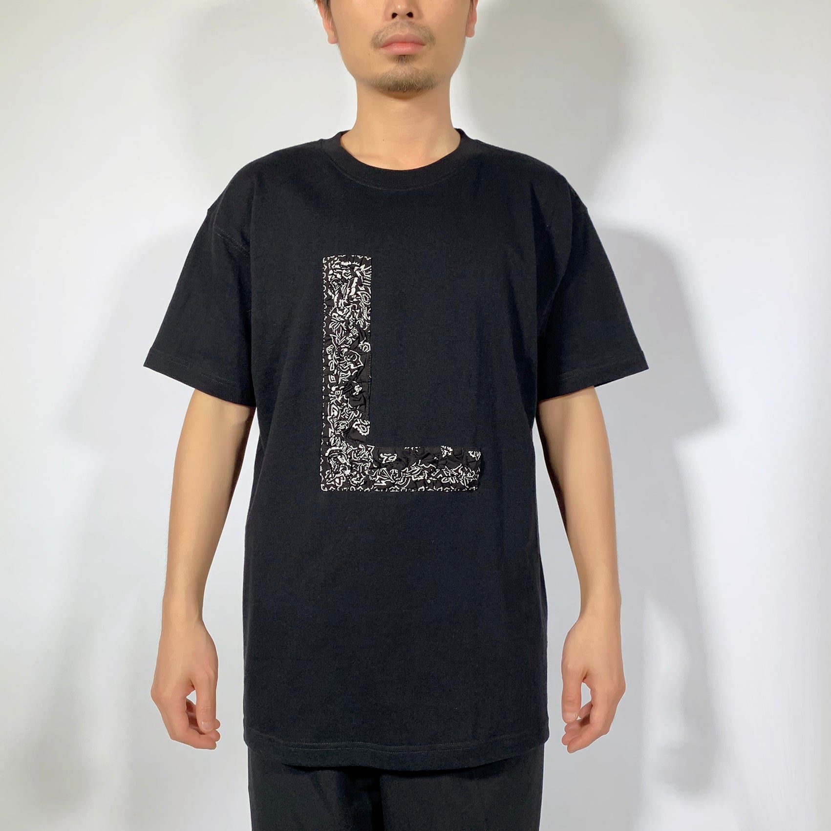 Crinkle Effect Alphabet L Short Sleeves T-shirt