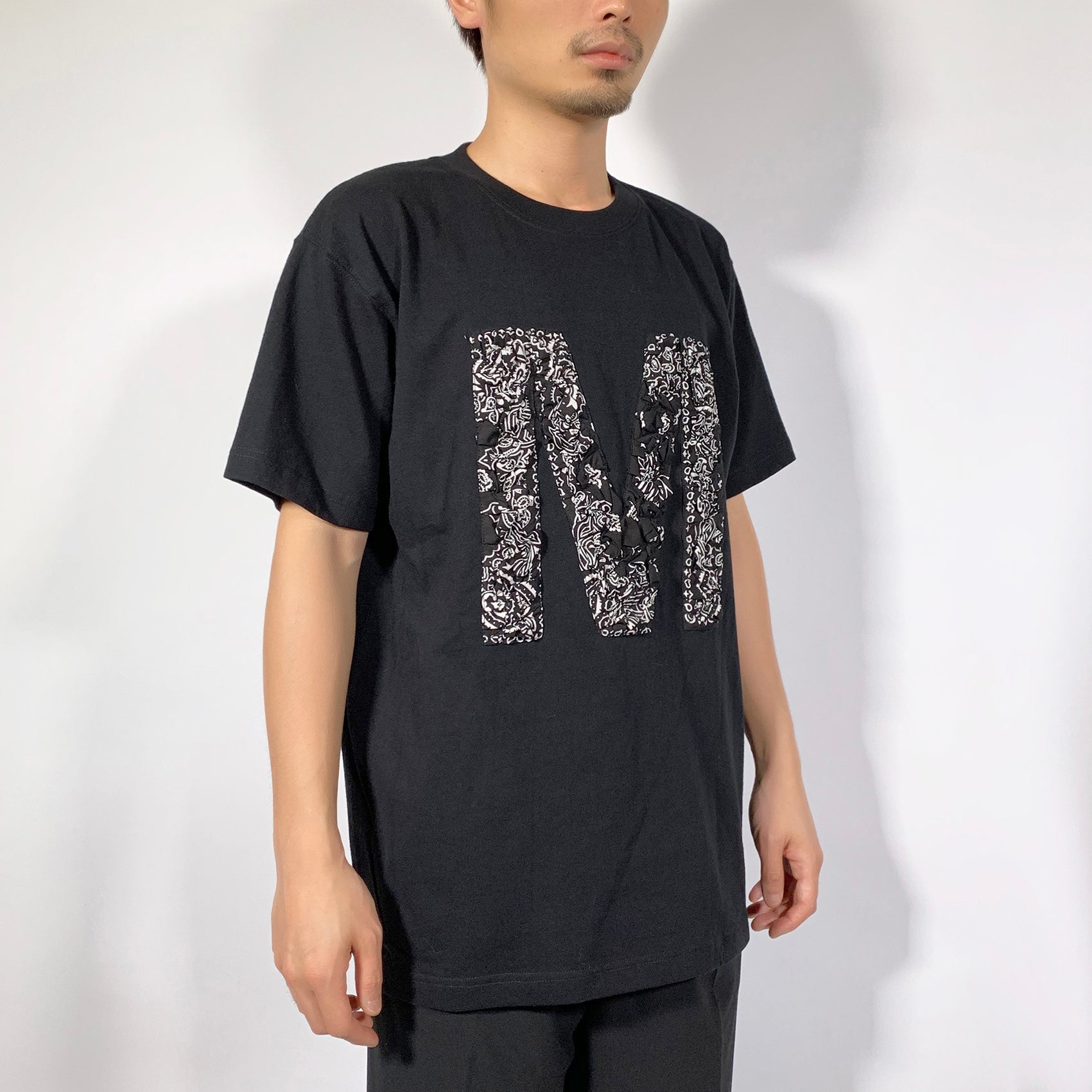 Crinkle Effect Alphabet M Short Sleeves T-shirt