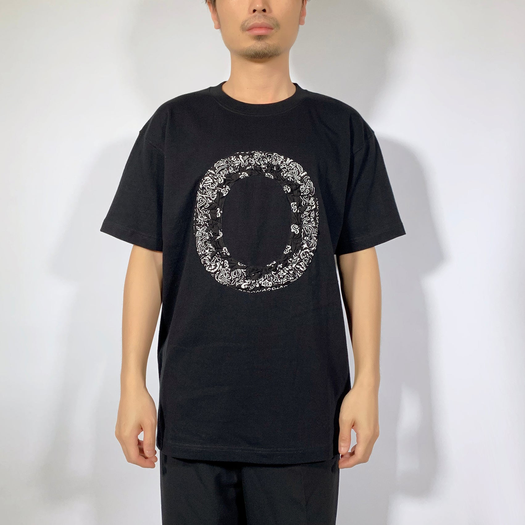 Crinkle Effect Alphabet O Short Sleeves T-shirt