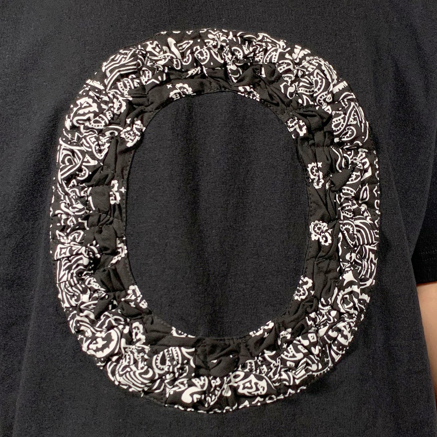 Crinkle Effect Alphabet O Short Sleeves T-shirt