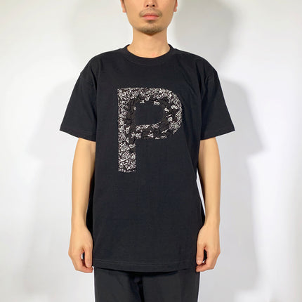 抓皺字母 P 短袖 T 恤