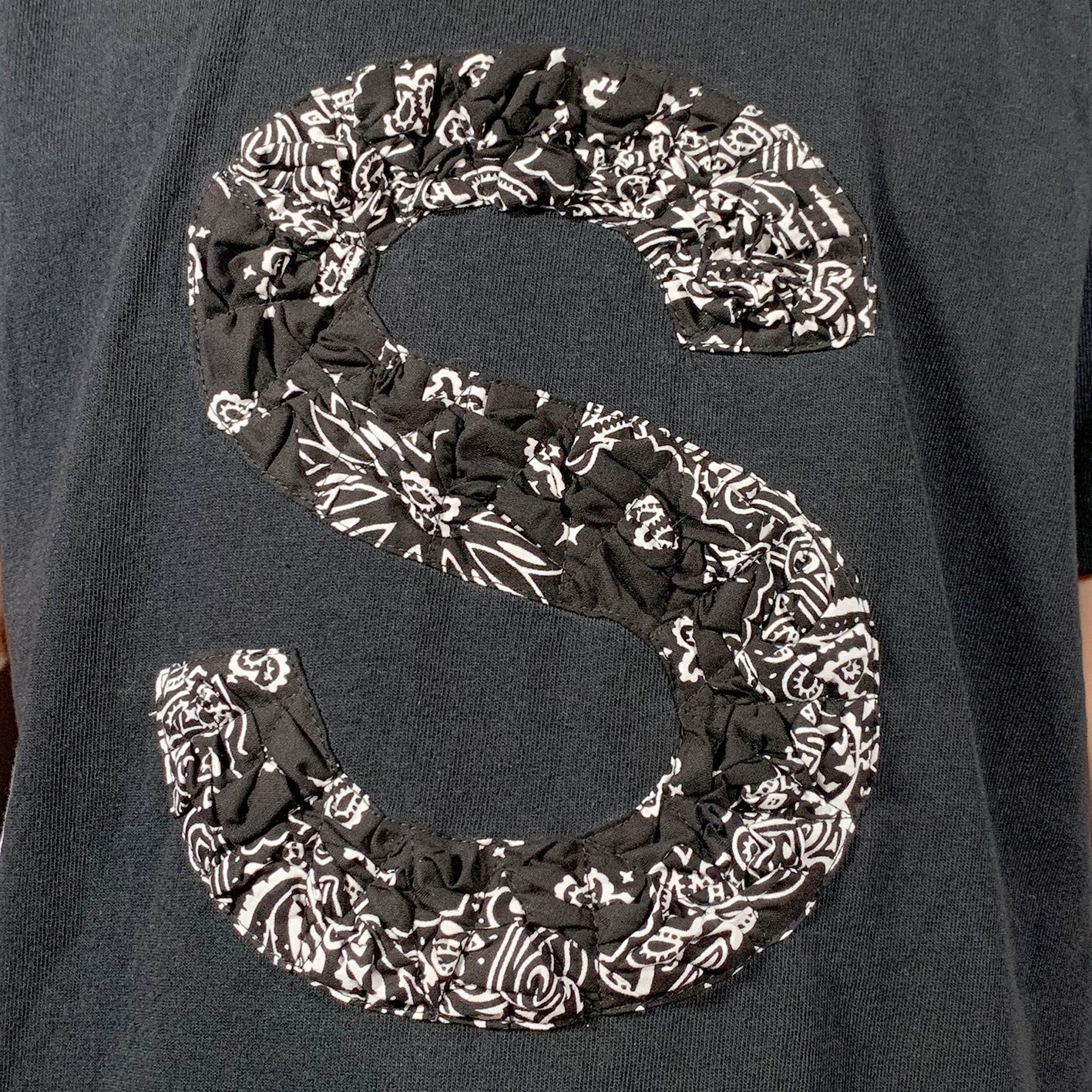 Crinkle Effect Alphabet S Short Sleeves T-shirt