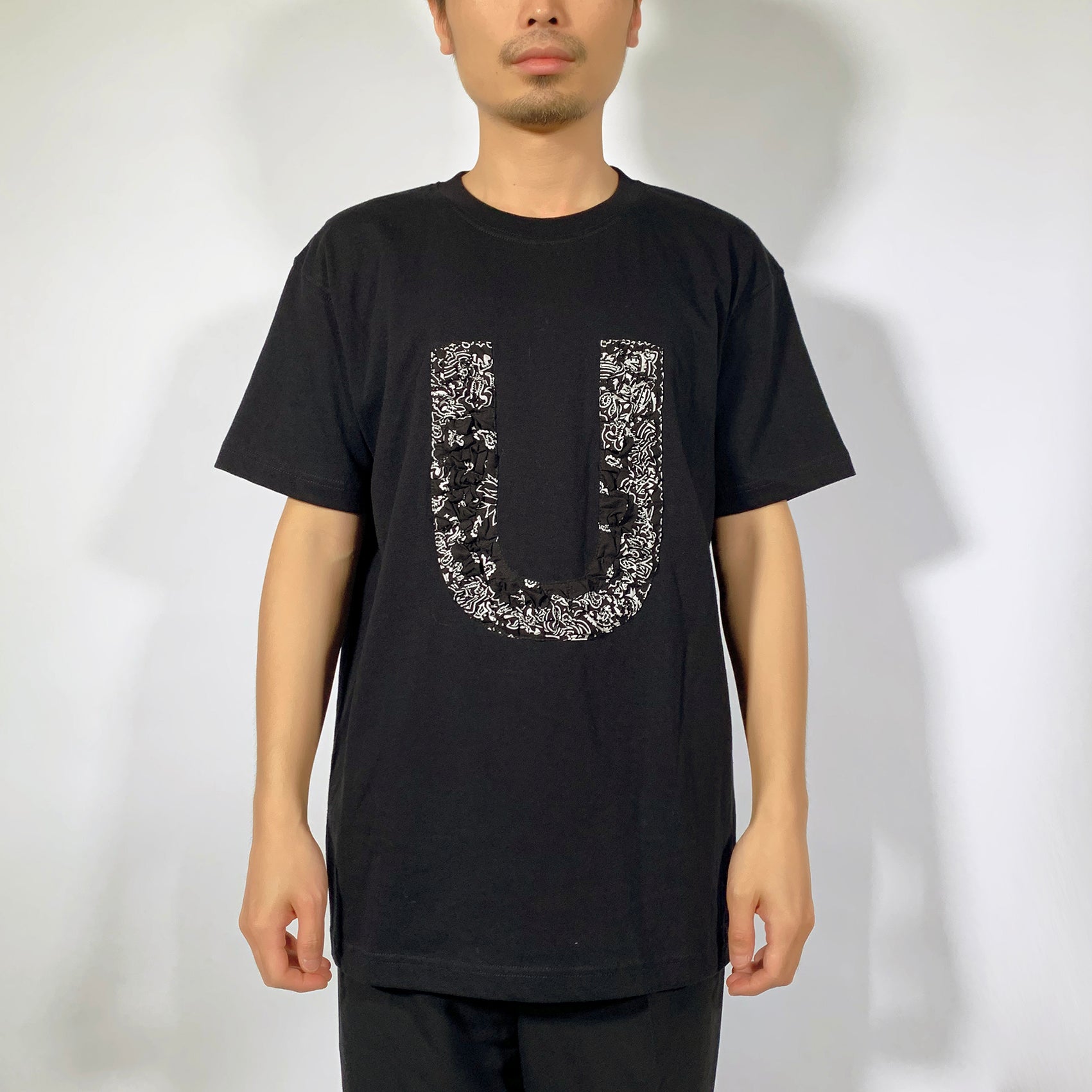 Crinkle Effect Alphabet U Short Sleeves T-shirt