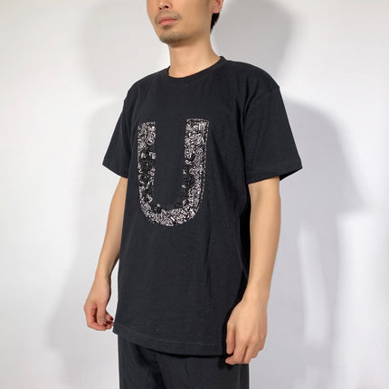 壓皺效果字母U短袖T恤