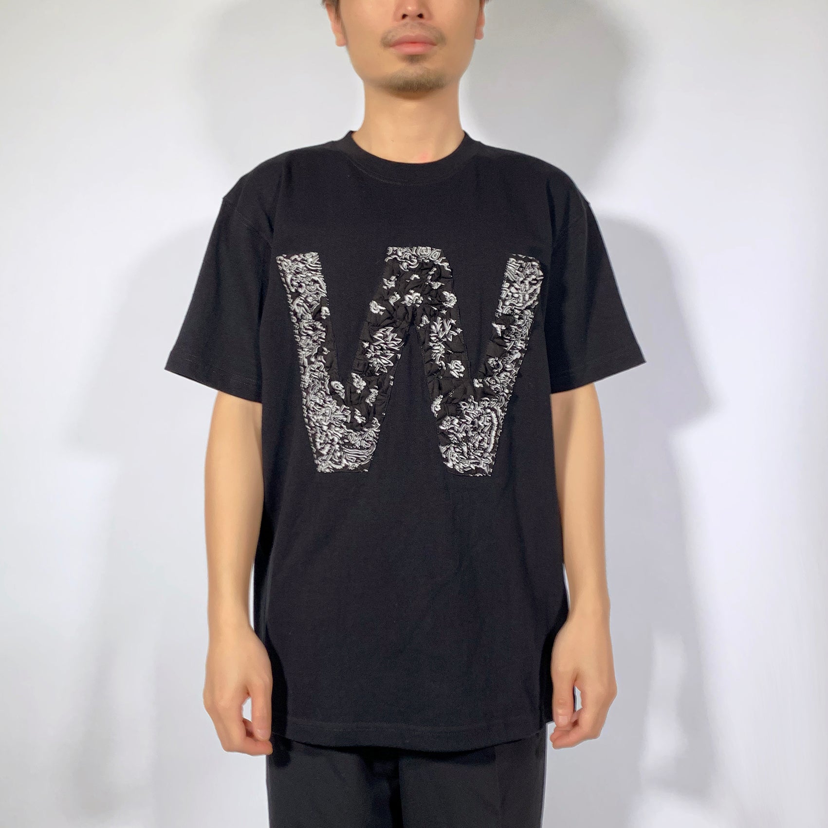 Crinkle Effect Alphabet W Short Sleeves T-shirt