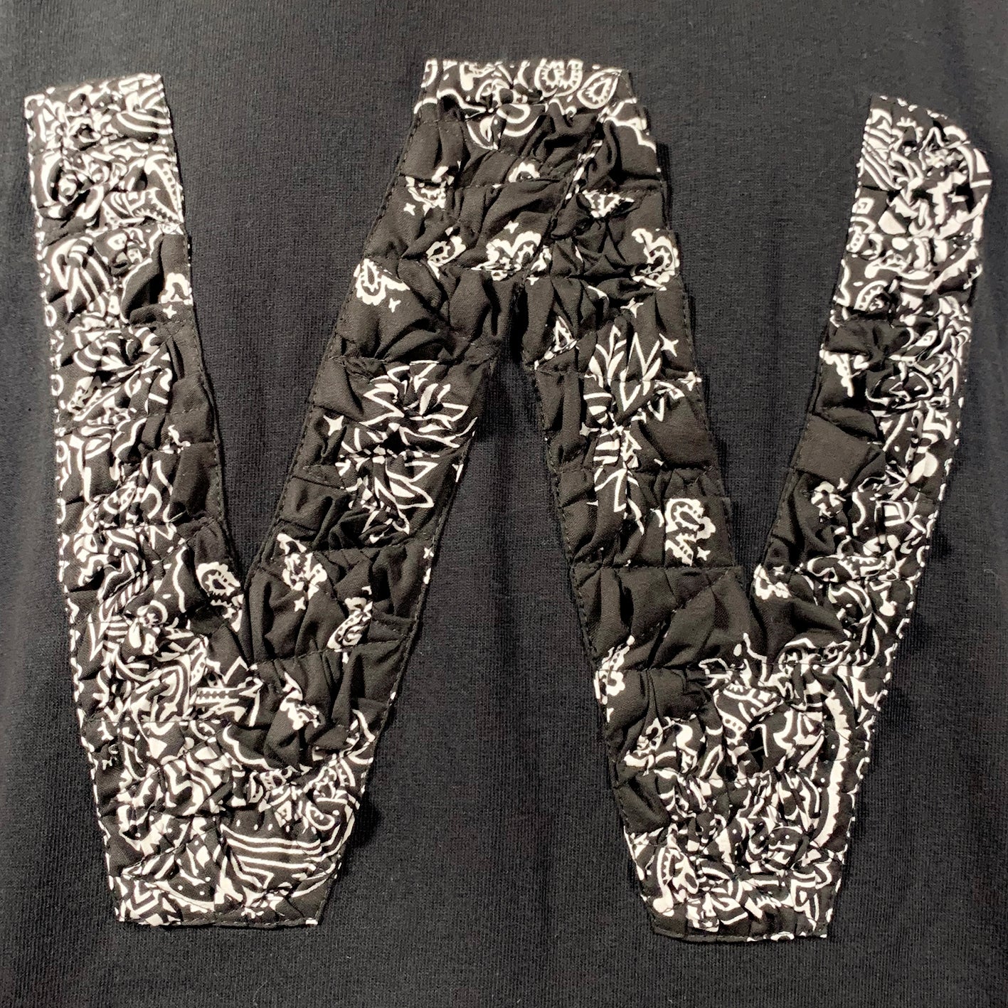 Crinkle Effect Alphabet W Short Sleeves T-shirt